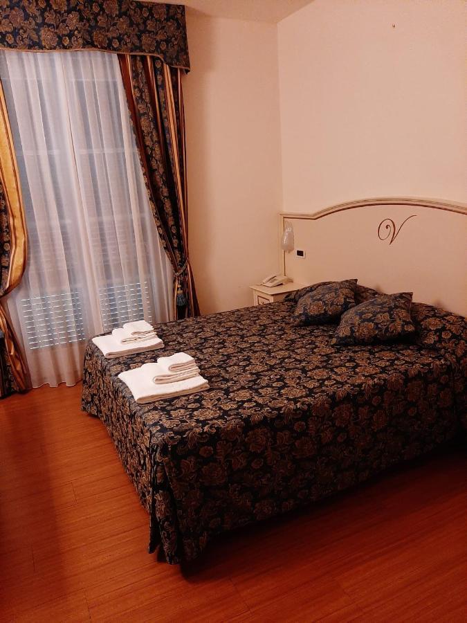 Hotel Vedute Fucecchio Extérieur photo