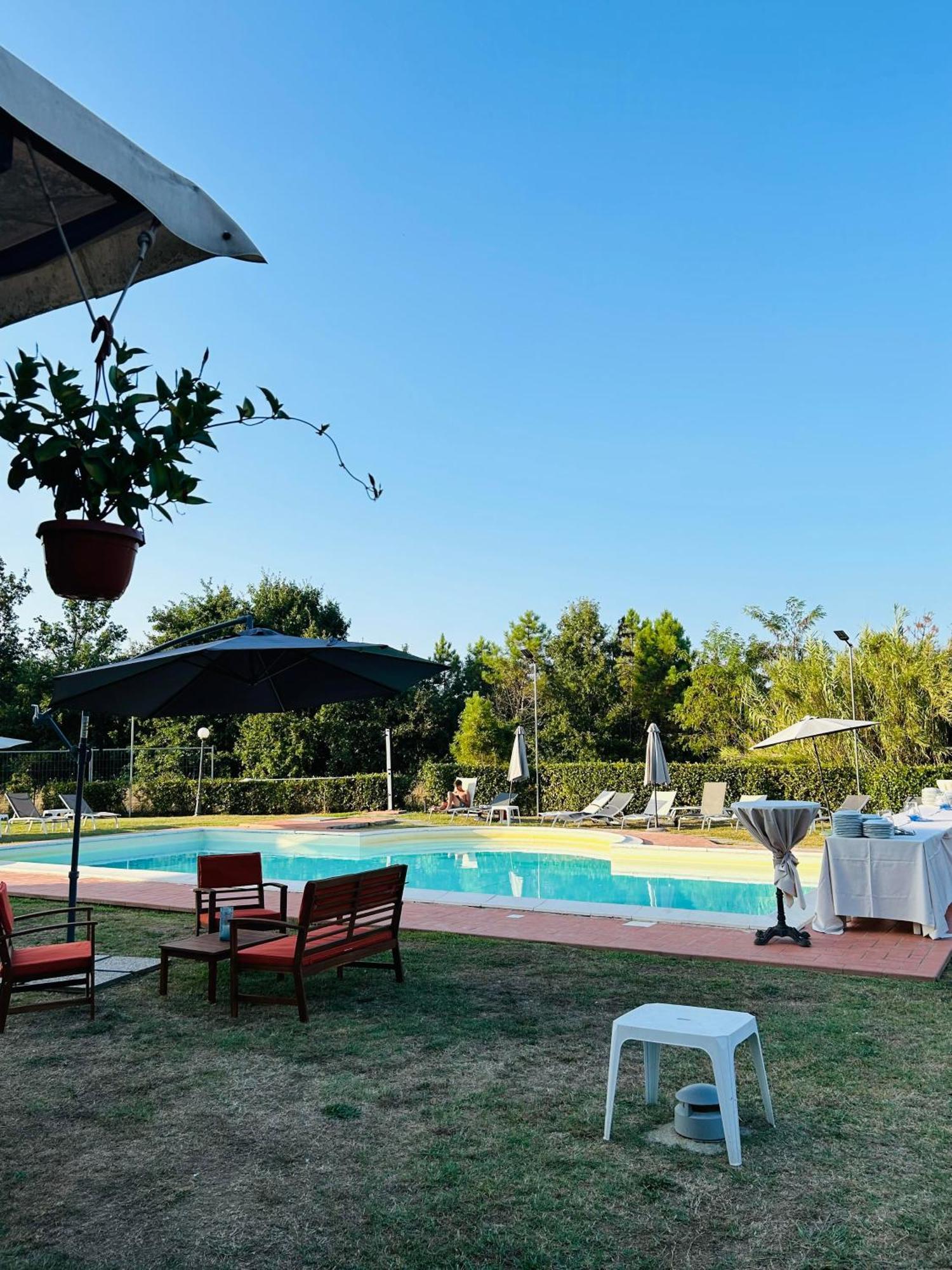 Hotel Vedute Fucecchio Extérieur photo