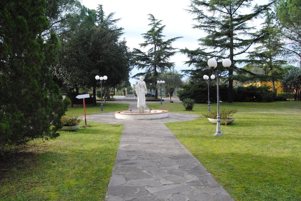 Hotel Vedute Fucecchio Extérieur photo