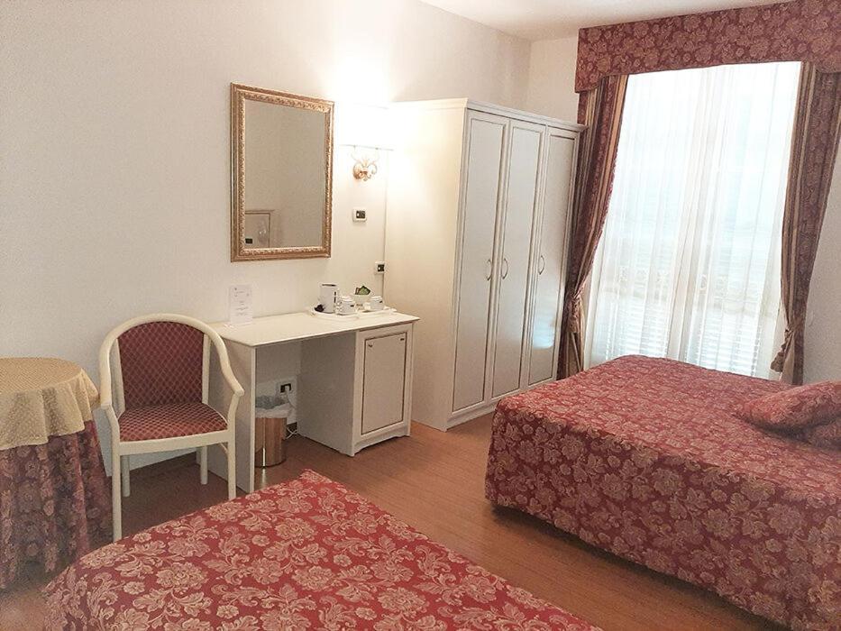 Hotel Vedute Fucecchio Extérieur photo